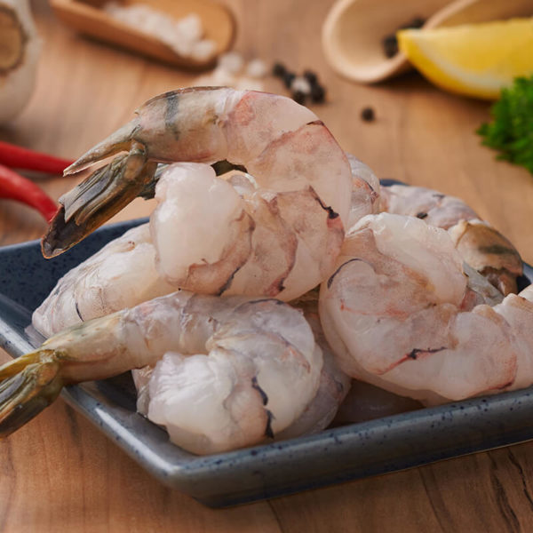 Buy fresh Tiger/vannamie Jumbo Prawns 20count at Rs.450/- gross weight 500gms, Net weight 275gms.